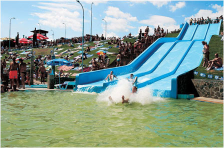 Aqua park Tatralandia - vlnov drha