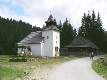 Skanzen vo Vchylovke