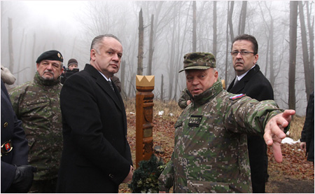 19.1.2015 - Prezident SR si uctil pamiatku obetí havárie vojenského lietadla AN-24 