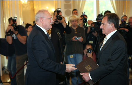 Prezident Ivan Gaparovi poveril riadenm Ministerstva iv. prostredia SR p. Jozefa Medvea - 28.10.2009