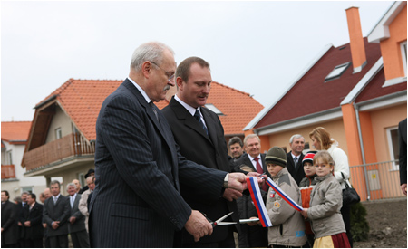 Prezident SR navtvil Krov Brod - 27.11.2009