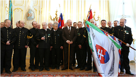 Prezident SR prijal zstupcov banckych spolkov a cechov Slovenska - 20.1.2010