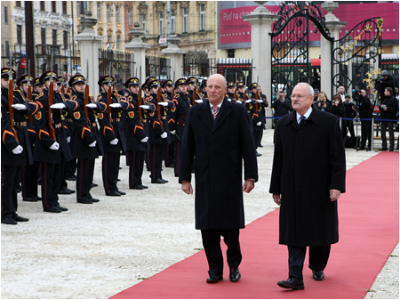 26.10.2010 - Nrsky krovsk pr na historicky prvej nvteve Slovenska