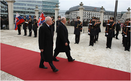 26.10.2010 - Nrsky krovsk pr na historicky prvej nvteve Slovenska