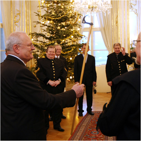 11.1.2011 - Prezident SR Ivan Gaparovi sa stretol so zstupcami Zdruenia banckych spolkov a cechov