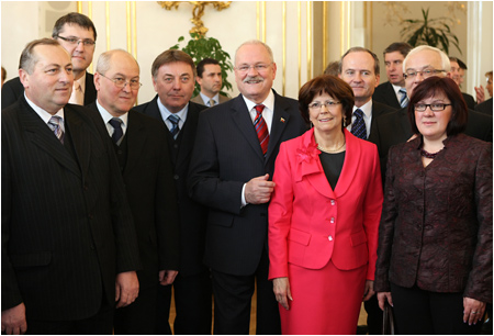 12.1.2011 - Prezident SR Ivan Gaparovi prijal predstaviteov Zdruenia miest a obc Slovenska