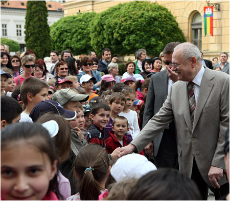 27.4.2011 - Prezident SR na pracovnom vjazde v Komrne