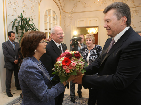 17.6.2011- ukrajinsk prezident Viktor Janukovy na oficilnej nvteve v SR