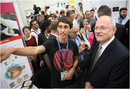 20.7.2011 - Prezident SR Ivan Gaparovi navtvil Expo Scientes International 2011 v Inchebe