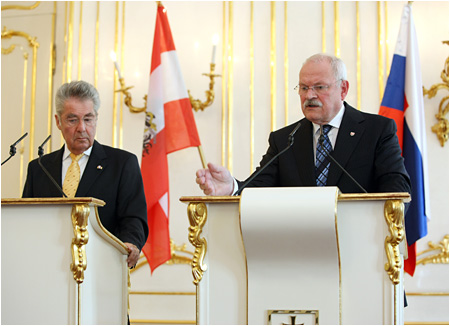 5.6.2012 - Oficilna nvteva prezidenta Rakskej republiky J. E. Heinza Fischera s manelkou v SR