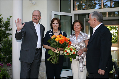 Prezident SR Ivan Gaparovi s manelkou Silviou odcestoval na oficilnu nvtevu Poskej republiky - 6.6.2008