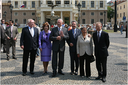 Raksky prezident Heinz Fischer pricestoval do Bratislavy - 16.5.2008