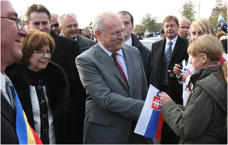 Manelka prezidenta SR spolu s manelom na oficilnej nvteve Rumunskej republiky - 16.-17.10.2009