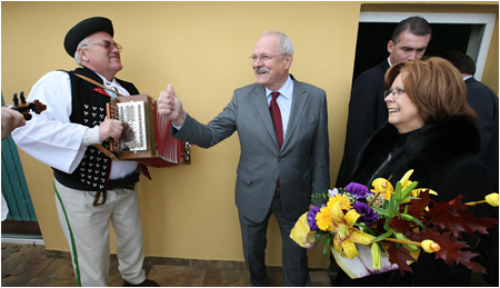 Manelka prezidenta SR spolu s manelom na oficilnej nvteve Rumunskej republiky - 16.-17.10.2009