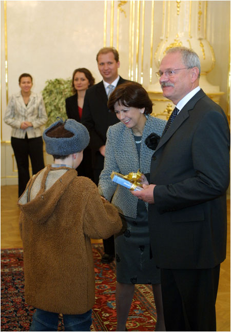 Kolednci v Prezidentskom palci