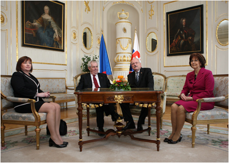 New Czech presidential couple at official visit to Slovakia