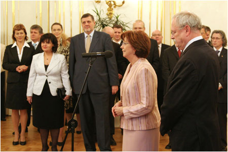 Silvia Gaparoviov s manelom prijala lenov diplomatickho zboru