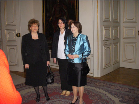 Mrs. Silvia Gaparoviov and Mrs. Jasmina Crvenkovsky viewed rare tapestries