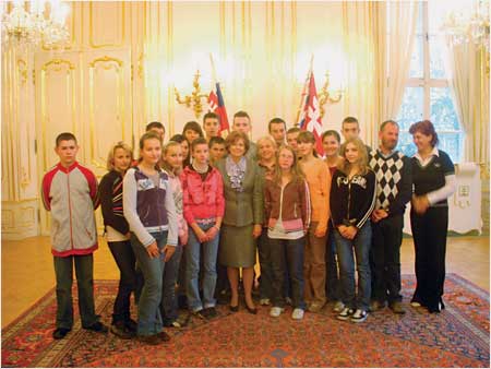 Deti slovenskch krajanov v Posku zavtali do Prezidentskho palca