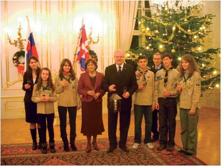 Slovak scouts brought Bethlehem light