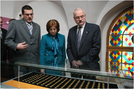Presidential couple viewed the Gold Treasure of Koice