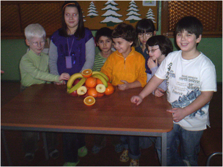 Sweets and fruit for children not only in Slovakia