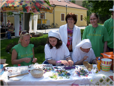 Traditional arts and crafts in Pieany