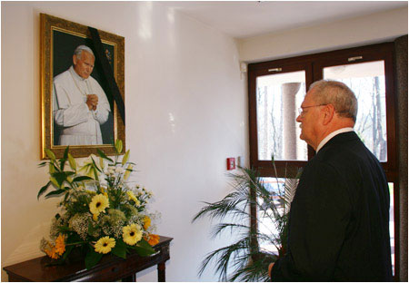 Prezident SR sa zapsal do kondolennej knihy