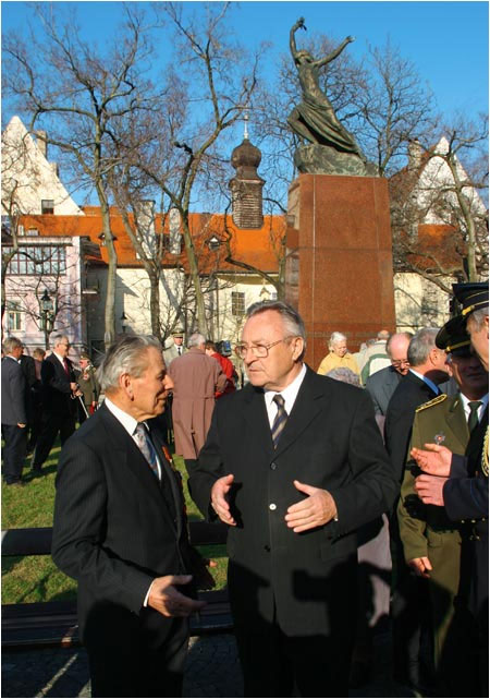 Vedci Kancelrie prezidenta SR si uctil pamiatku 60. vroia oslobodenia Bratislavy