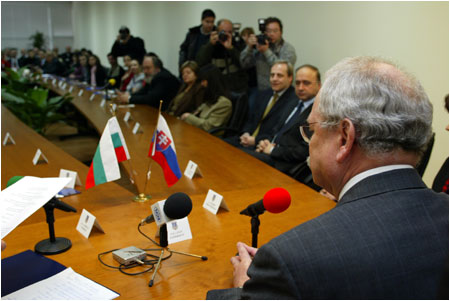 Prezident SR navtvil bulharsk akademick pdu