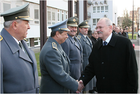 Prezident SR navtvil ministerstvo obrany