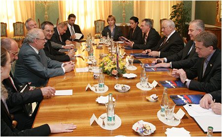 Prezident Ivan Gaparovi prijal chorvtskeho premira Ivo Sanadera