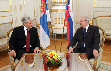 Prezident SR Ivan Gaparovi privtal v Prezidentskom palci prezidenta Srbska Borisa Tadia