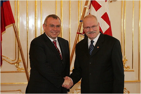 Prezident SR Ivan Gaparovi rokoval s rakskym kancelrom Alfredom Gusenbauerom