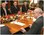 Prezident SR rokoval s predsedami vych zemnch celkov