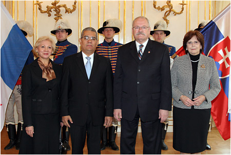 Prezident SR Ivan Gaparovi prijal vevyslanca Panamskej republiky
