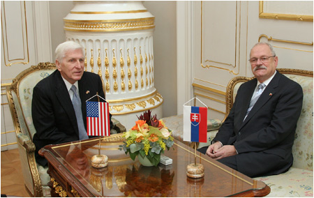 Farewell meeting of the Slovak President and the USA Ambassador Vincent Obsitnik