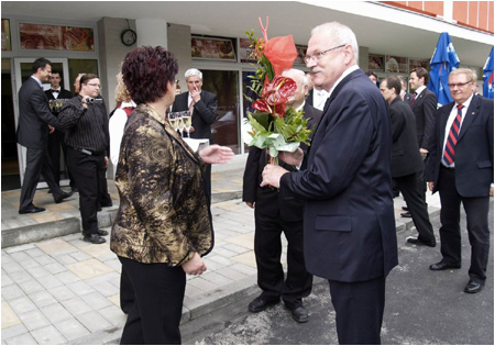 Prezident Ivan Gaparovi je estnm obanom mesta Svit