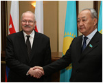Hlava ttu v Kazachstane rokovala s predstavitemi parlamentu