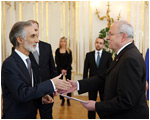 Prezident SR Ivan Gaparovi prevzal poverovacie listiny od vevyslanca Portugalskej republiky 