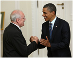 Prezident SR Ivan Gaparovi sa na 17. summite prezidentov krajn strednej Eurpy zastnil na spolonej veeri za asti prezidenta USA Baracka Obamu  