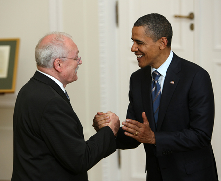 Prezident SR Ivan Gaparovi sa na 17. summite prezidentov krajn strednej Eurpy zastnil na spolonej veeri za asti prezidenta USA Baracka Obamu  