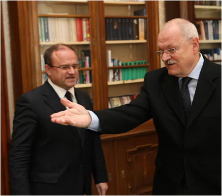 Prezident hovoril s ministrom Mihlom o zkone o socilnom poisten