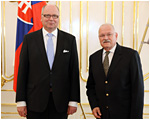 Prezident SR Ivan Gaparovi rokoval s predsedom Parlamentu Fnskej republiky 
