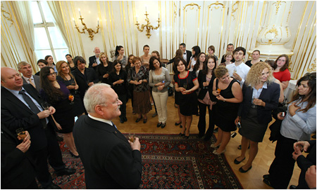 Prezident SR sa stretol so tudentmi slavistiky Viedenskej univerzity