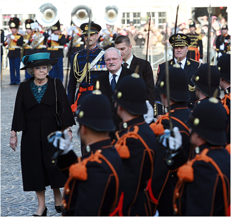 Prezident Ivan Gaparovi odcestoval na oficilnu nvtevu Holandskho krovstva