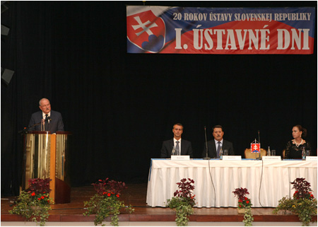 Ivan Gaparovi vystpil na konferencii -20 rokov stavy Slovenskej republiky