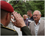 Prezident Ivan Gaparovi navtvil slovenskho vojaka zranenho v Afganistane