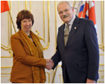 Prezident SR hovoril s Catherine Ashtonovou o zpadnom Balkne a Ukrajine