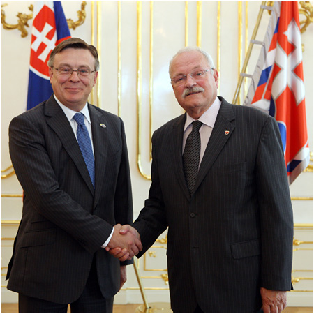 Slovak President Receives Ukrainian Foreign Affairs Minister